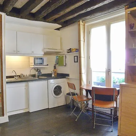 Cozy Studio In The Latin District アパート