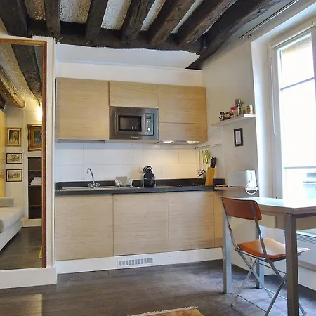 Cozy Studio In The Latin District *
